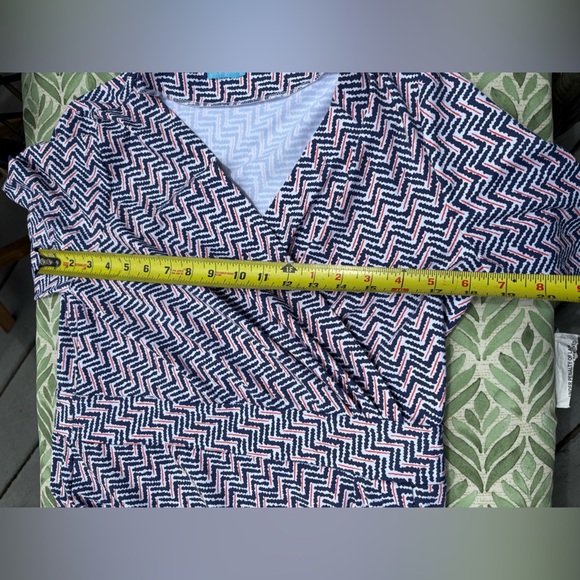 J.Mc Laughlin Lanie dres. Navy/white/red checks on V neck. 3/4 sleeve - size LG - Picture 9 of 10